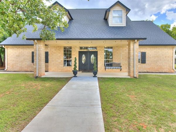 2358 W Lake Way Drive, Blanchard, OK 73010