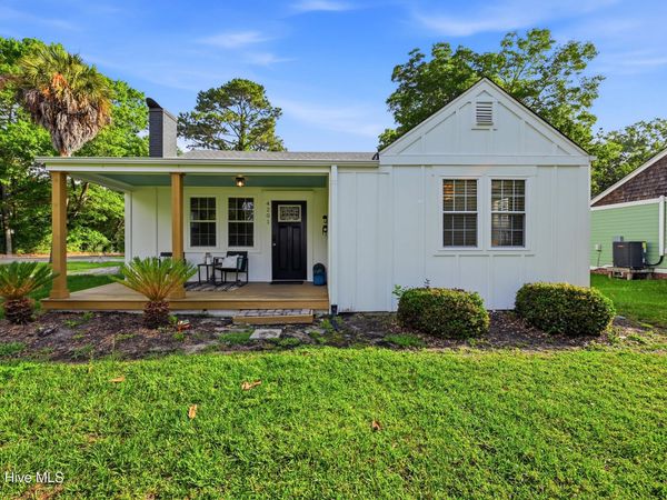 4201 Peachtree Avenue, Wilmington, NC 28403