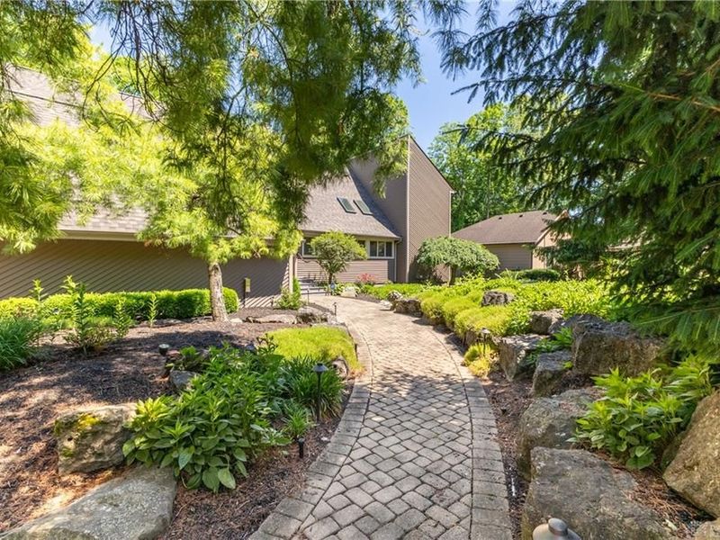 7655 S Winding Way, Tipp City, OH 45371 Photo 3