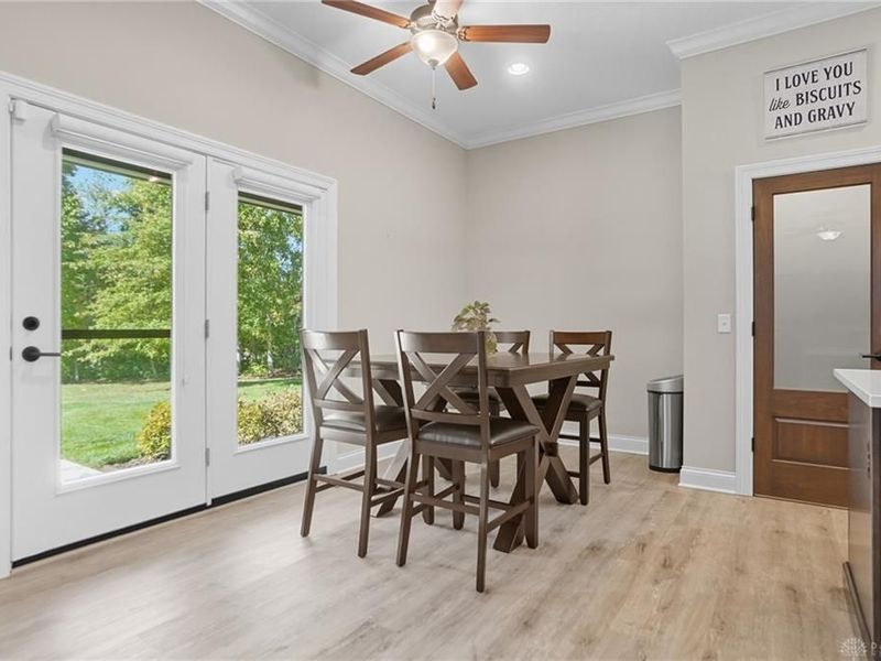 9509 Monaco Circle, Clearcreek Township, OH 45458 Photo 17