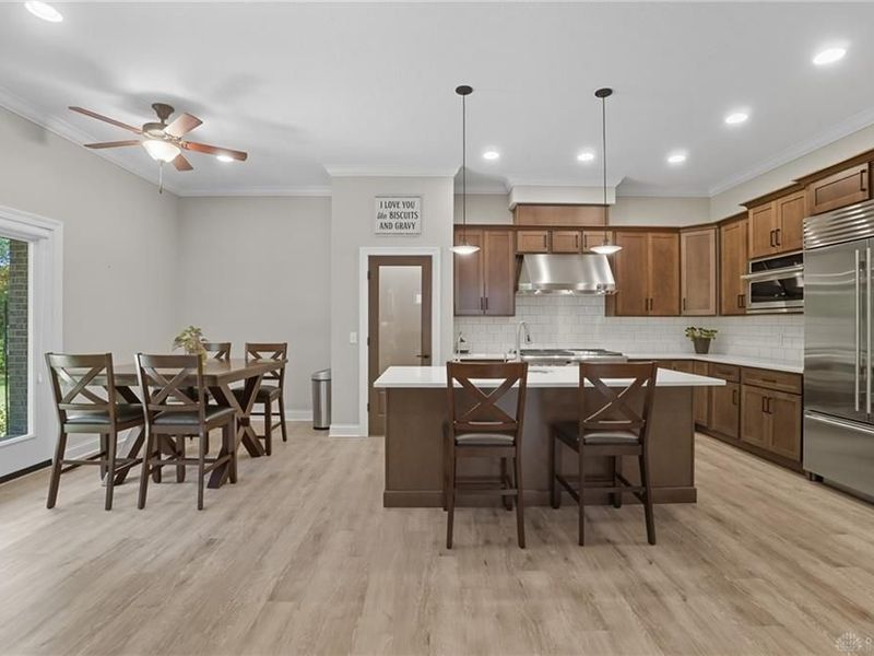 9509 Monaco Circle, Clearcreek Township, OH 45458 Photo 8