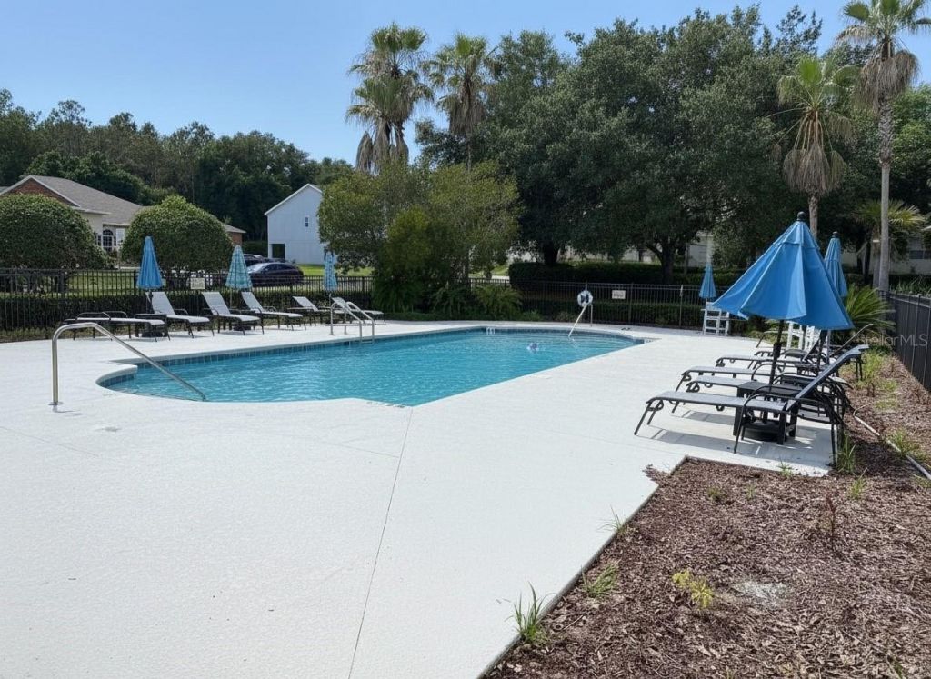 5909 Windsong Oak Drive, Leesburg, FL 34748 Photo