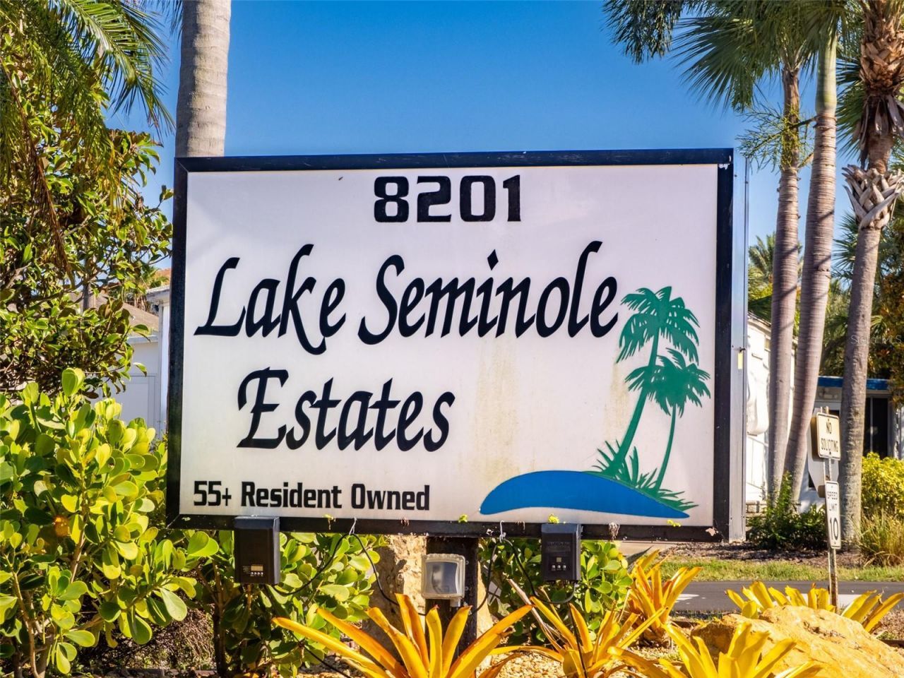 401 Denice Drive, Unit 401, Seminole, FL 33772 Photo