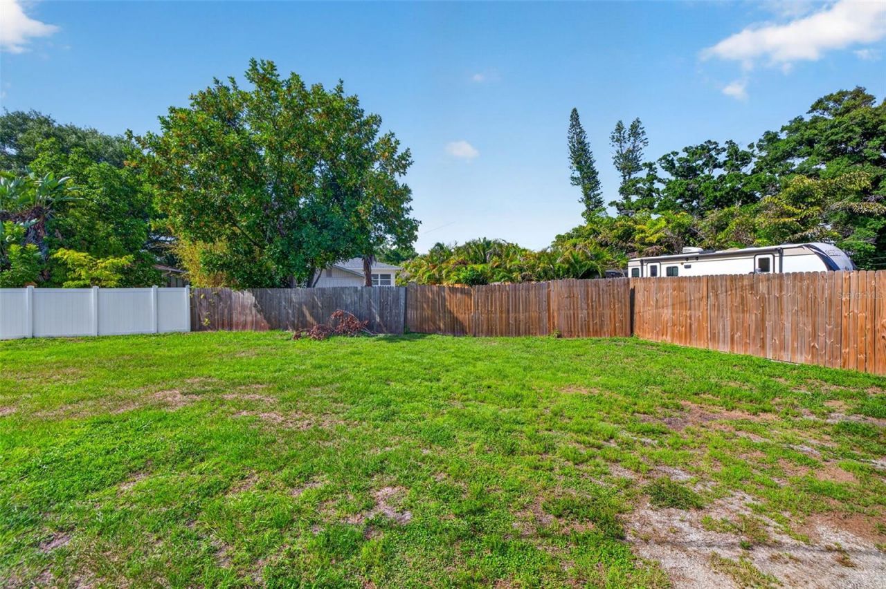 3030 10th Avenue N, Saint Petersburg, FL 33701 Photo