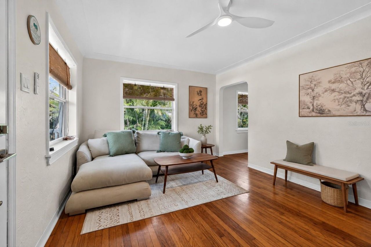 3030 10th Avenue N, Saint Petersburg, FL 33701 Photo