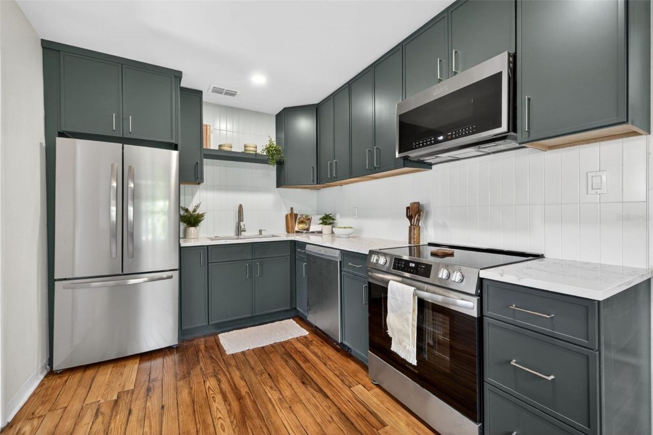 3030 10th Avenue N, Saint Petersburg, FL 33701 Photo