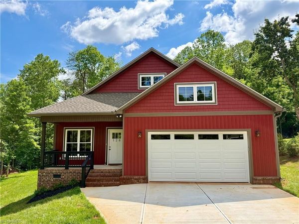 128 Arrowood Lane , Harmony, NC 28634
