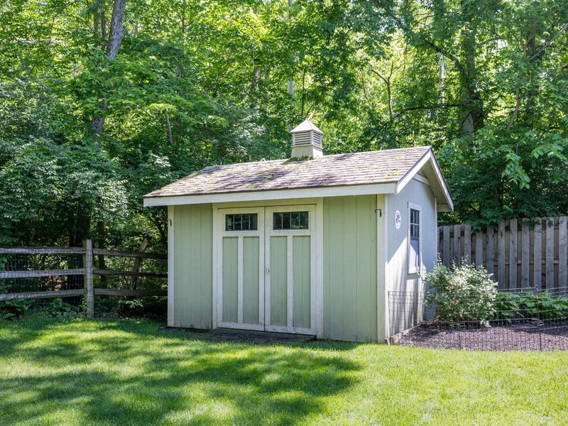 7655 Winding Way, Tipp City, OH 45371 Photo 12