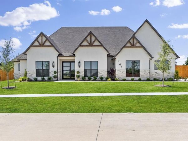 461 Whispering Way, Red Oak, TX 75154