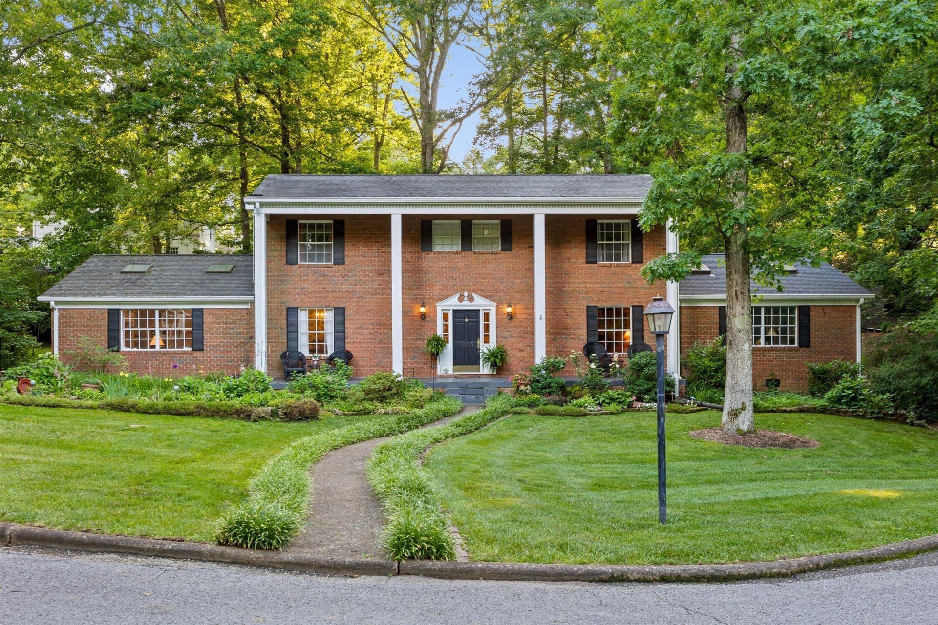1105 Havenwood Drive, Signal Mountain, TN 37377 Main Photo