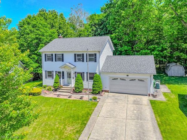 647 Robin Drive , Eastlake, OH 44095