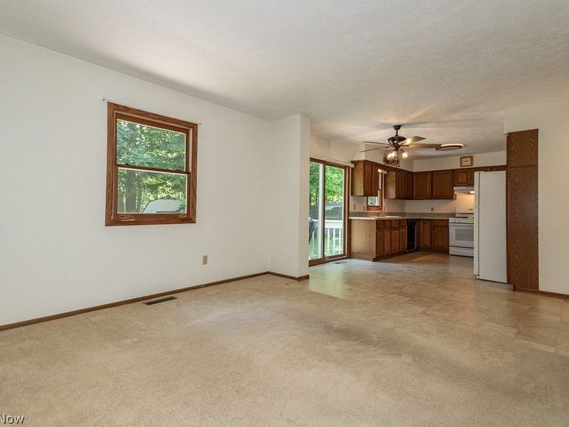 647 Robin Drive, Eastlake, OH 44095 Photo 18