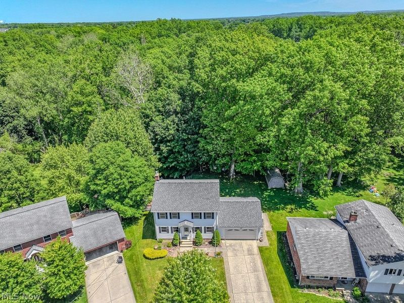 647 Robin Drive, Eastlake, OH 44095 Photo 2