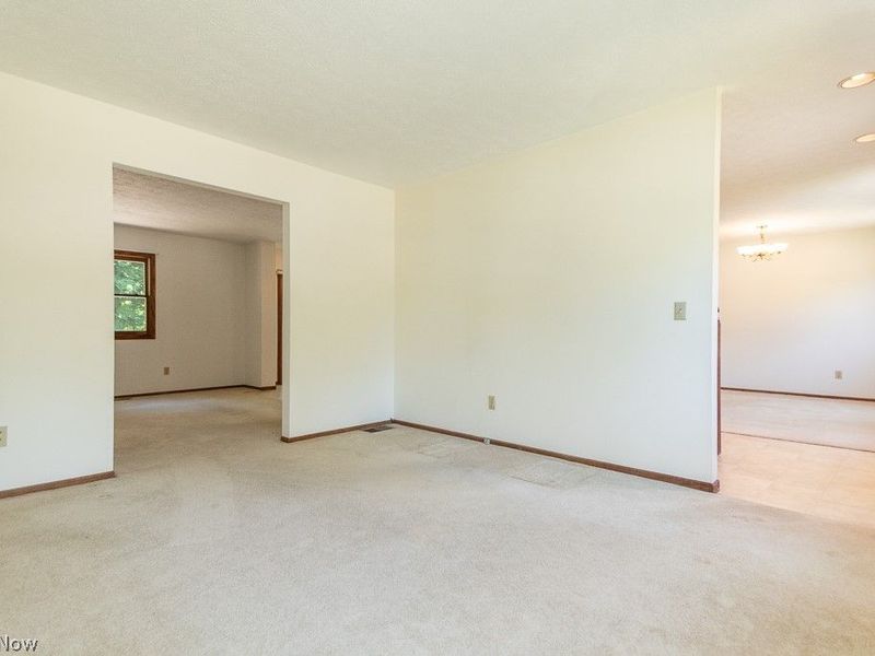 647 Robin Drive, Eastlake, OH 44095 Photo 22