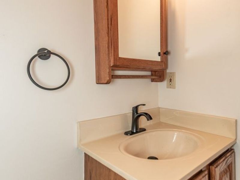 647 Robin Drive, Eastlake, OH 44095 Photo 23
