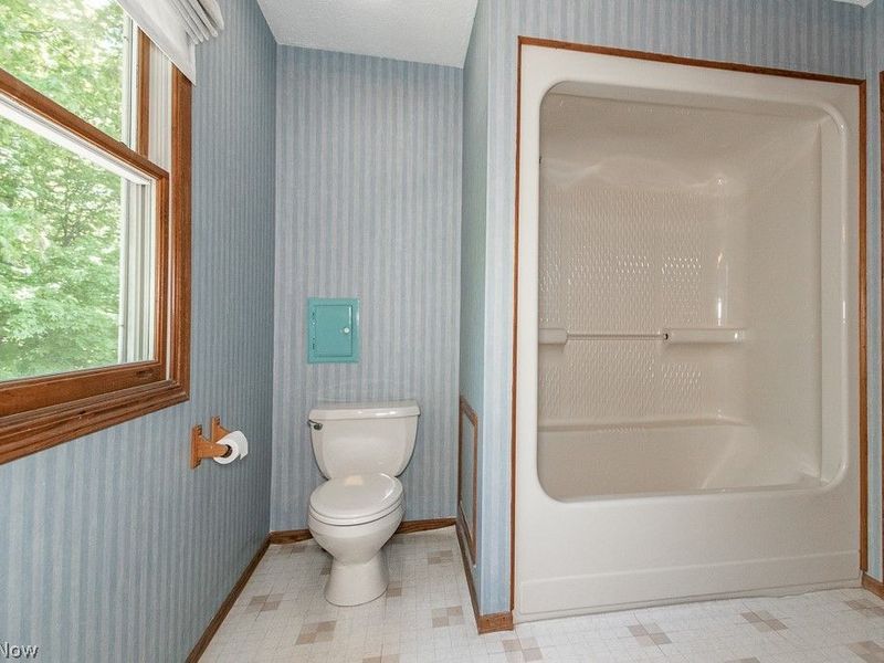 647 Robin Drive, Eastlake, OH 44095 Photo 29