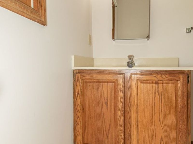 647 Robin Drive, Eastlake, OH 44095 Photo 34
