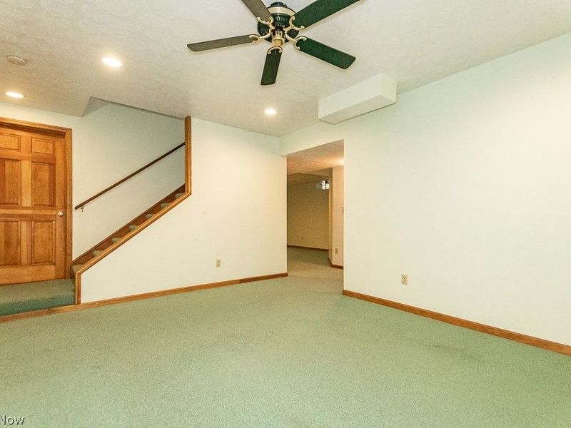 647 Robin Drive, Eastlake, OH 44095 Photo 38