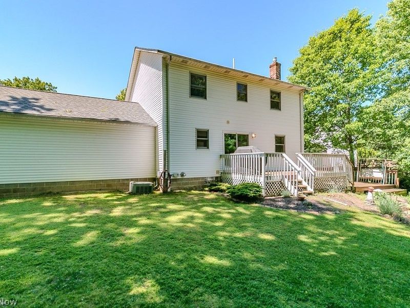 647 Robin Drive, Eastlake, OH 44095 Photo 4