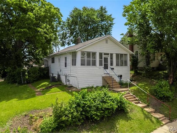 2618 Pearl Avenue, St Louis, MO 63139