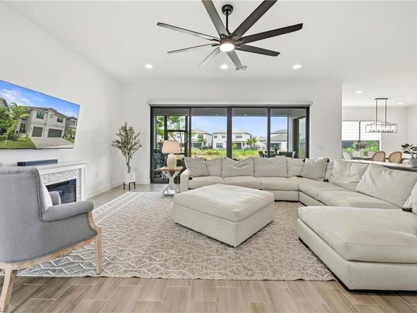 20281 Fair Oak LN, ESTERO, FL 33928