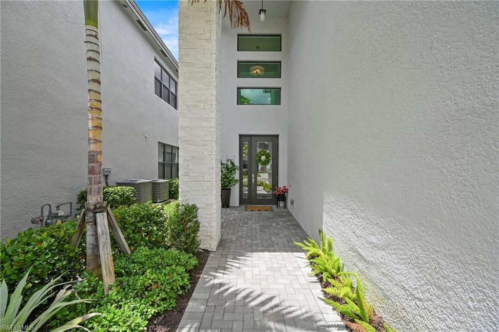 20281 Fair Oak Ln, Estero, FL 33928 Photo