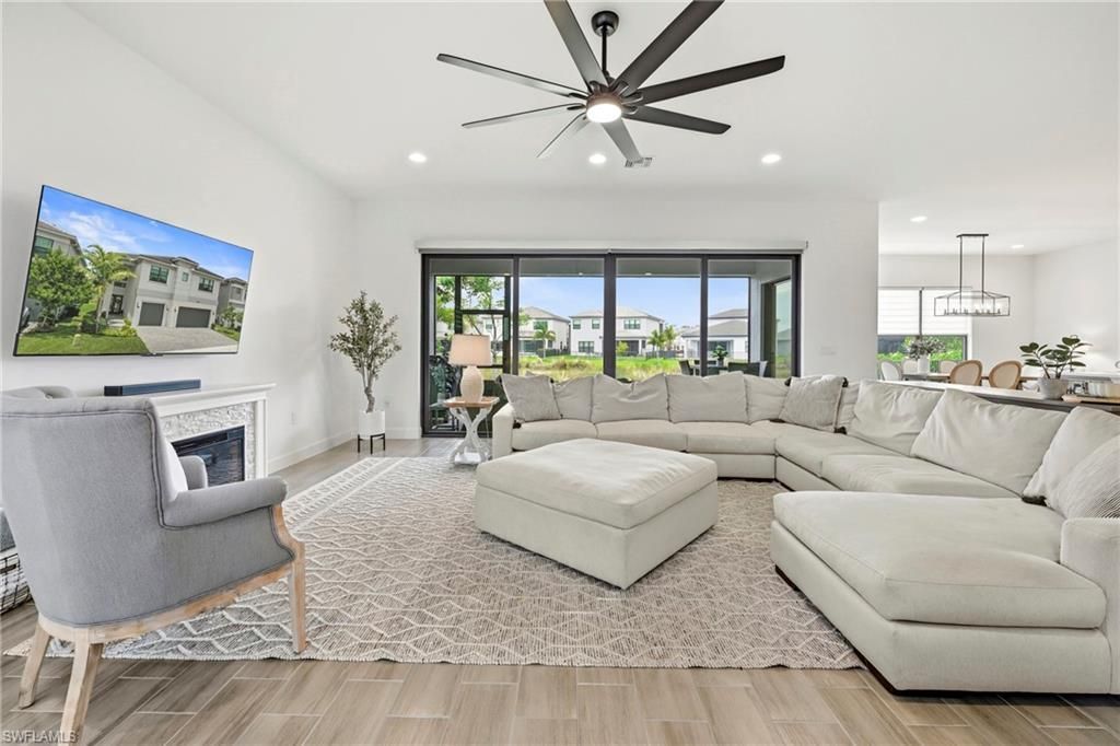 20281 Fair Oak Ln, Estero, FL 33928 Photo