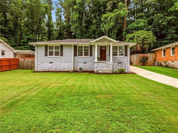 892 Scott Circle , Decatur, GA 30033