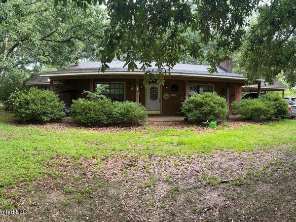 1323 Old Hwy 49 , Richland, MS 39218
