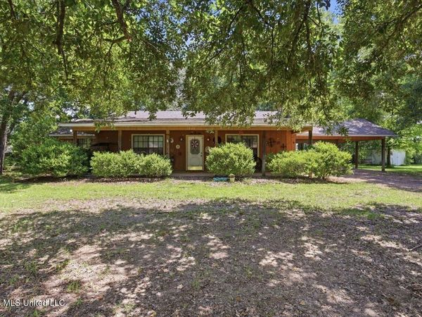 1323 Old Hwy 49 , Richland, MS 39218