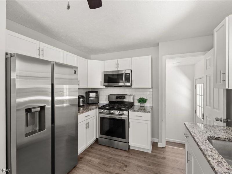 6215 Morningside Drive, Parma, OH 44129 Photo 17
