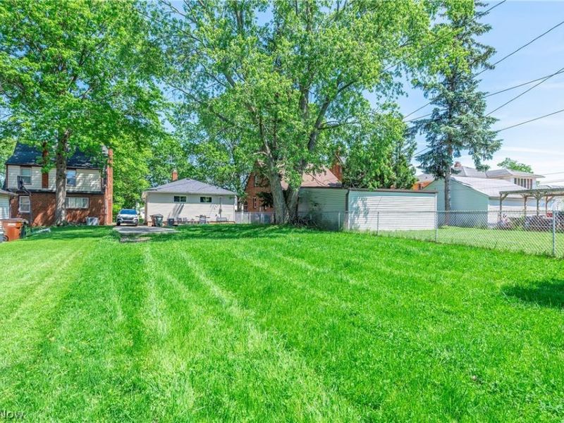 6215 Morningside Drive, Parma, OH 44129 Photo 5