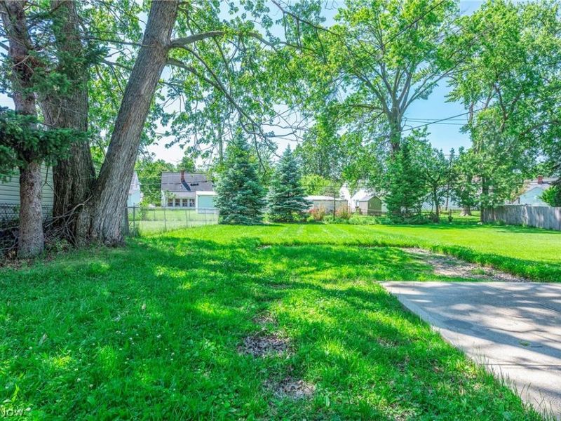 6215 Morningside Drive, Parma, OH 44129 Photo 6