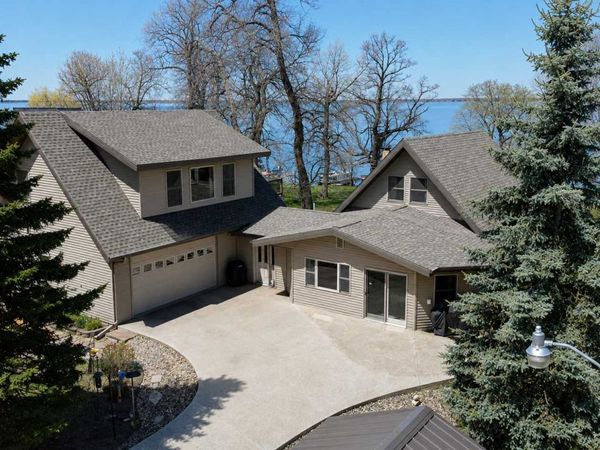39409 Clearmont Road , Battle Lake, MN 56515