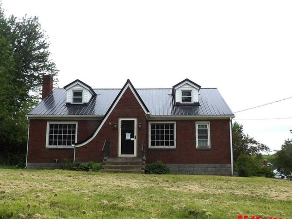 1146 Franklin Rd, Jackson Center, PA 16133