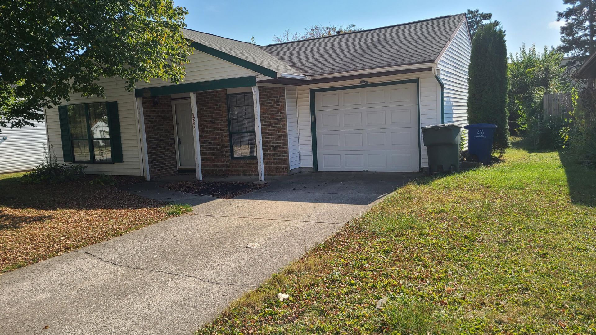 3953 Deer Lake Way, Columbus, OH 43204 Main Photo