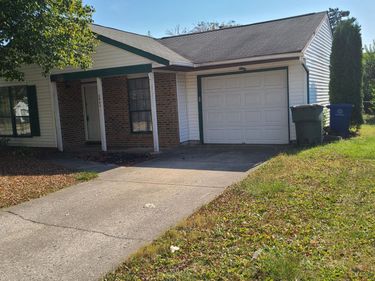 3953 Deer Lake Way, Columbus, OH 43204