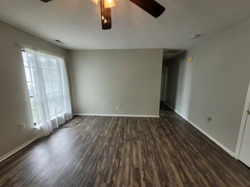 3953 Deer Lake Way, Columbus, OH 43204 Photo 7