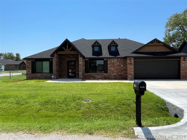 9830 E 59th Street , Tulsa, OK 74146