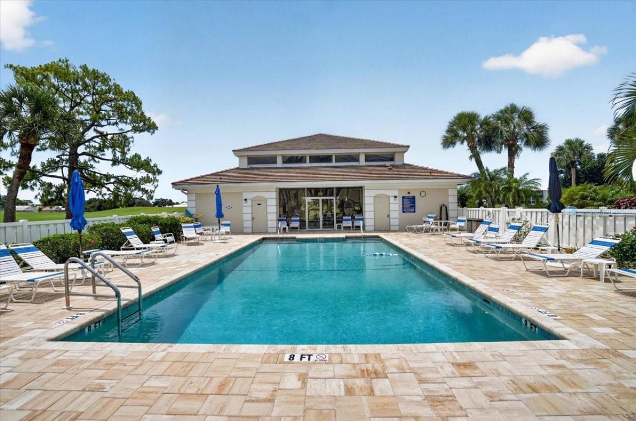 1040 Wexford Boulevard, Unit 1040, Venice, FL 34293 Photo