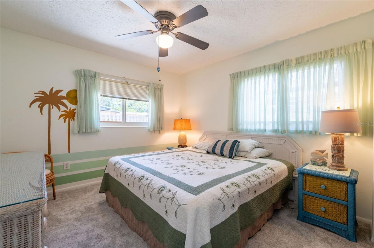 2215 Grove Street, Sarasota, FL 34239 Photo
