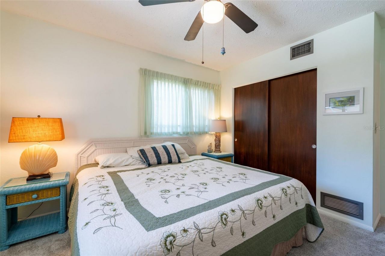 2215 Grove Street, Sarasota, FL 34239 Photo
