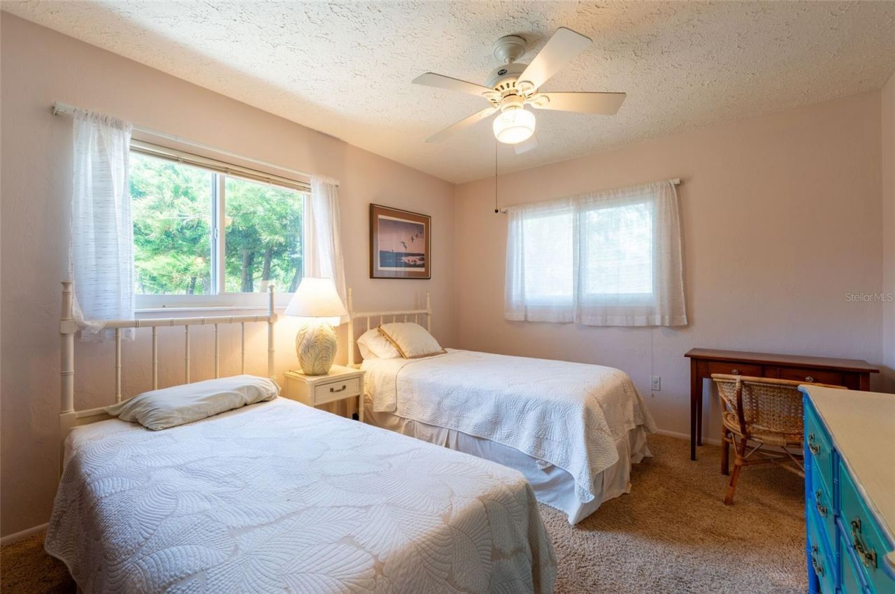 2215 Grove Street, Sarasota, FL 34239 Photo