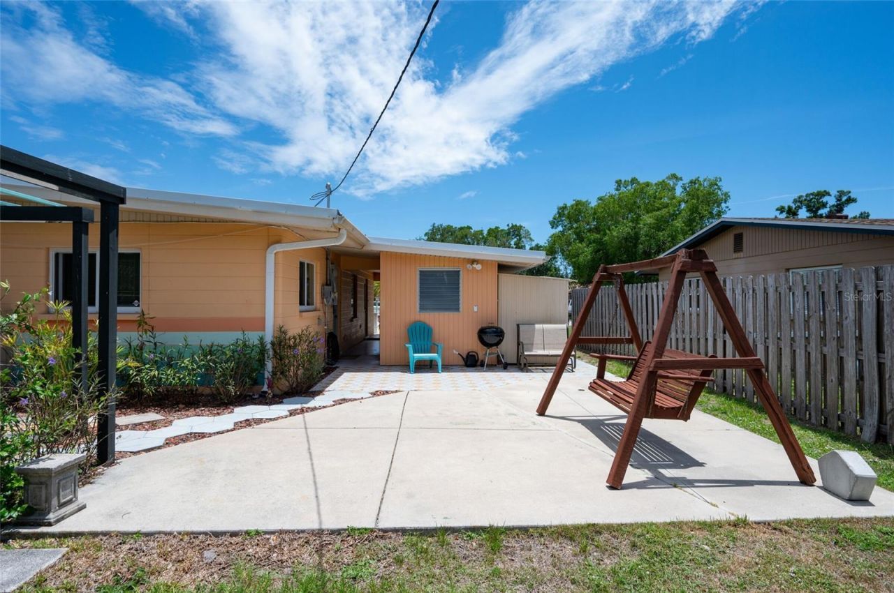 2215 Grove Street, Sarasota, FL 34239 Photo
