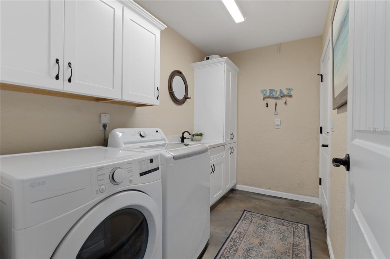 2221 N Kings Cove Point, Crystal River, FL 34429 Photo