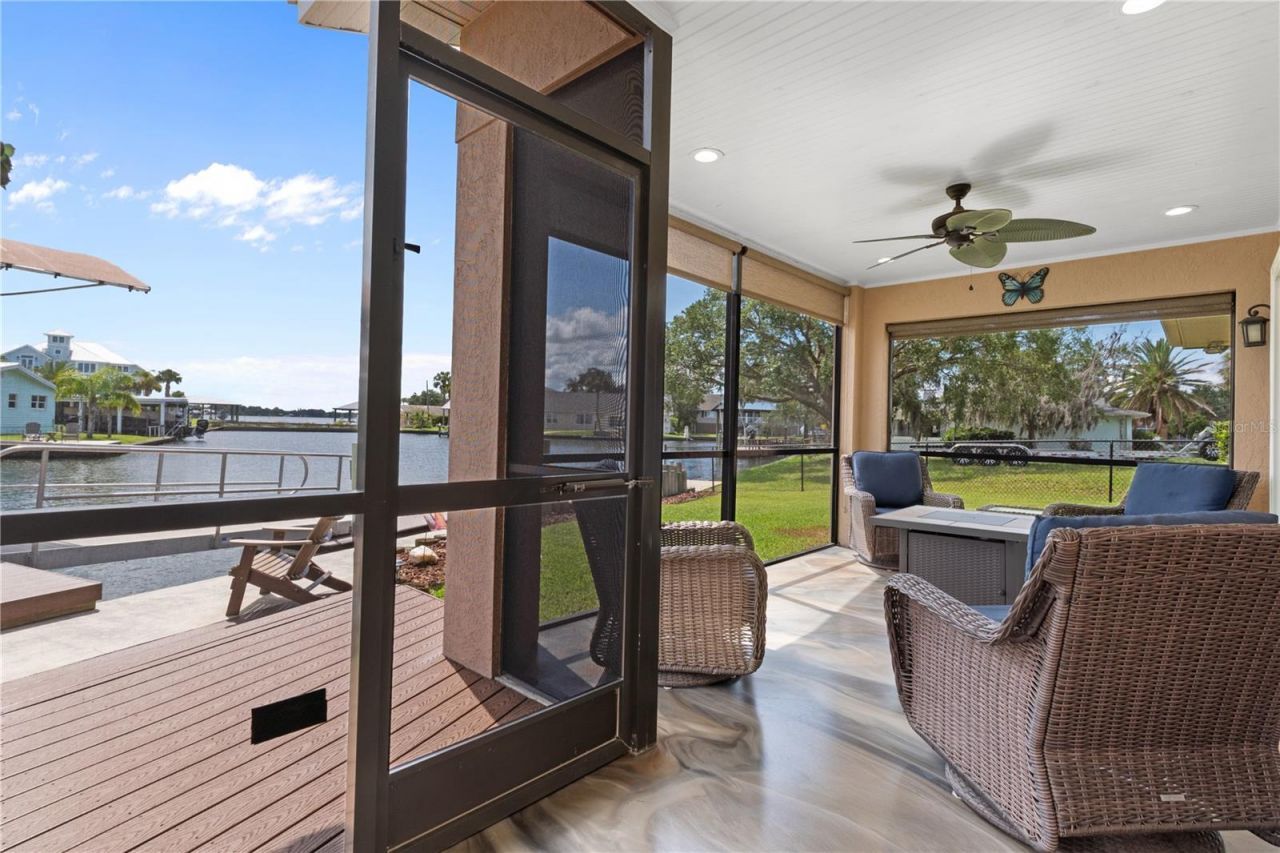 2221 N Kings Cove Point, Crystal River, FL 34429 Photo