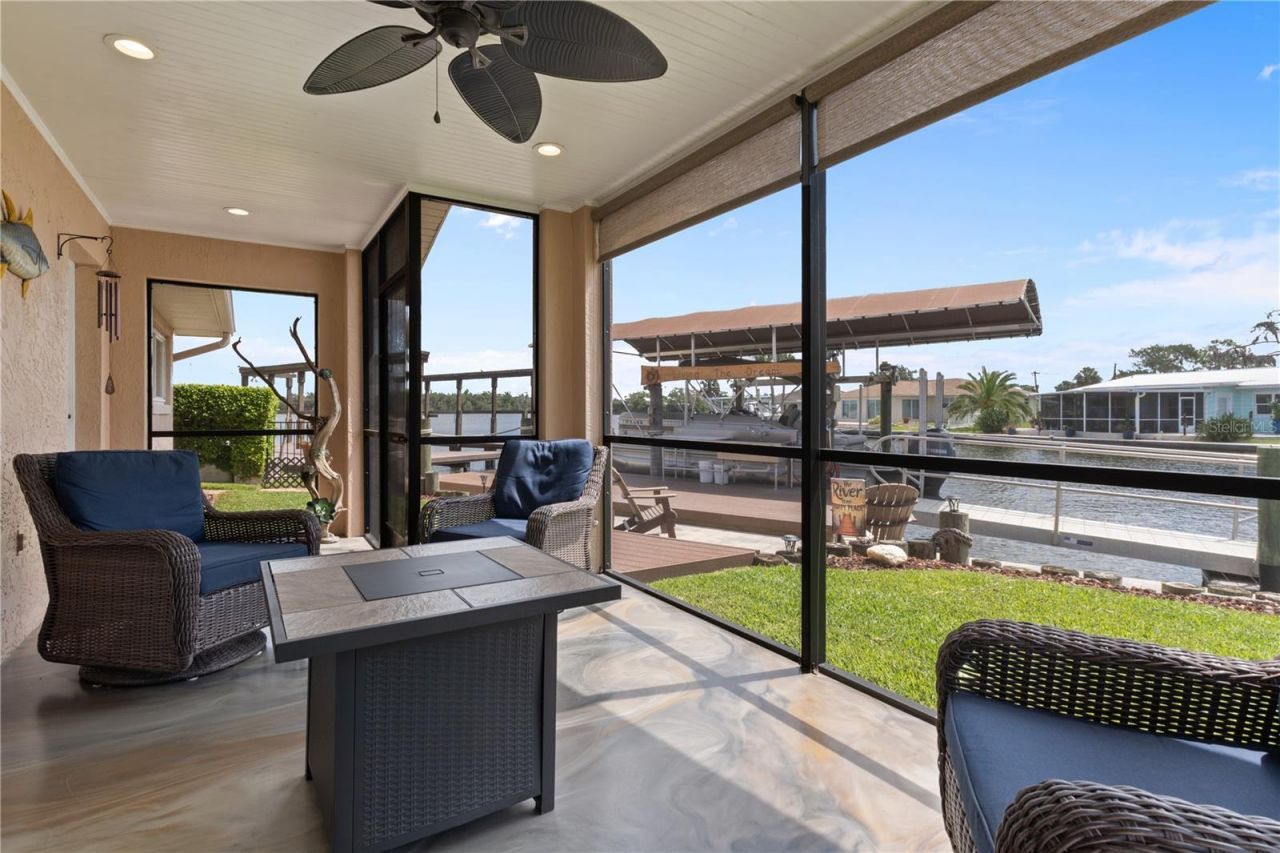 2221 N Kings Cove Point, Crystal River, FL 34429 Photo