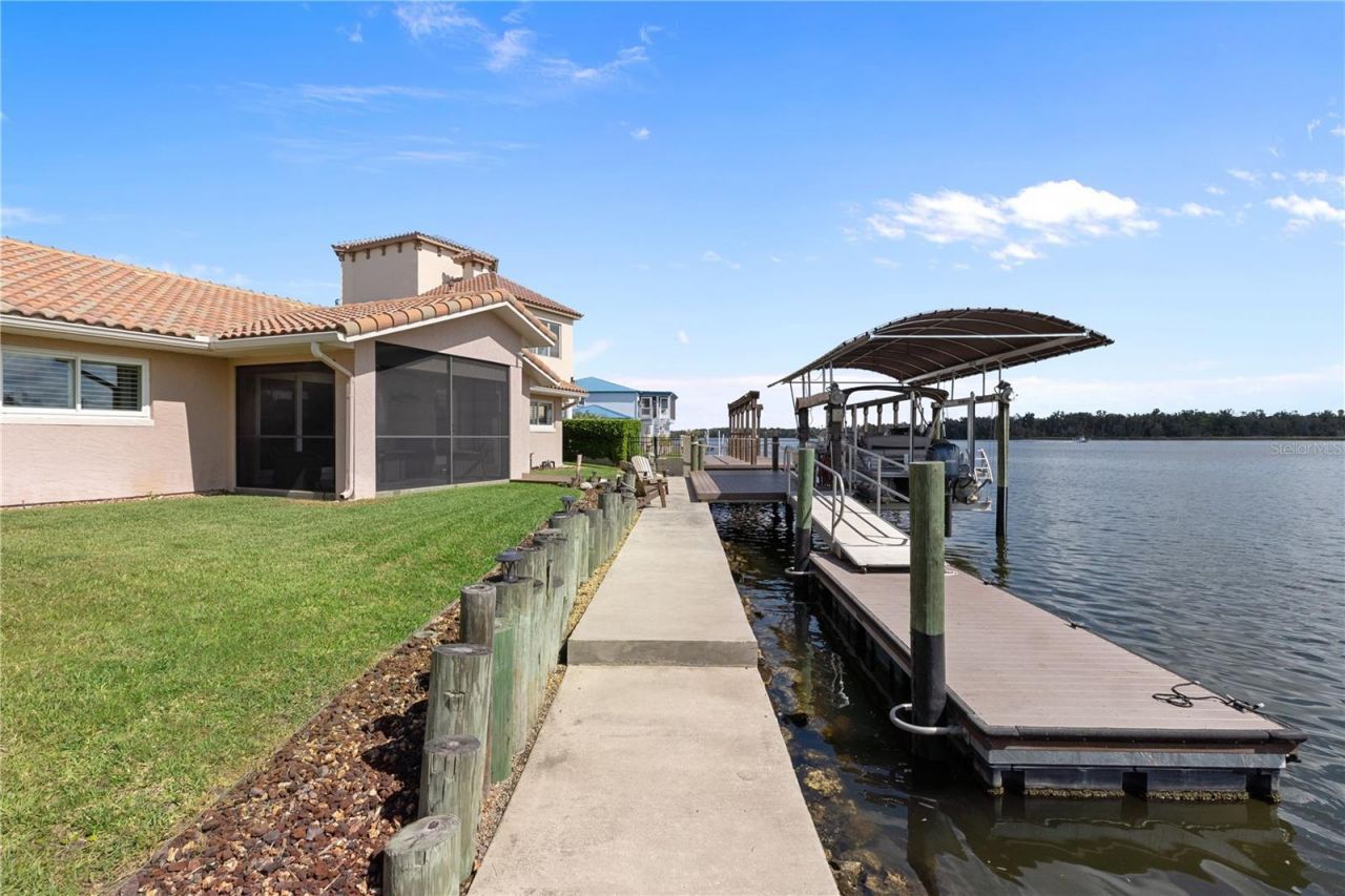 2221 N Kings Cove Point, Crystal River, FL 34429 Photo