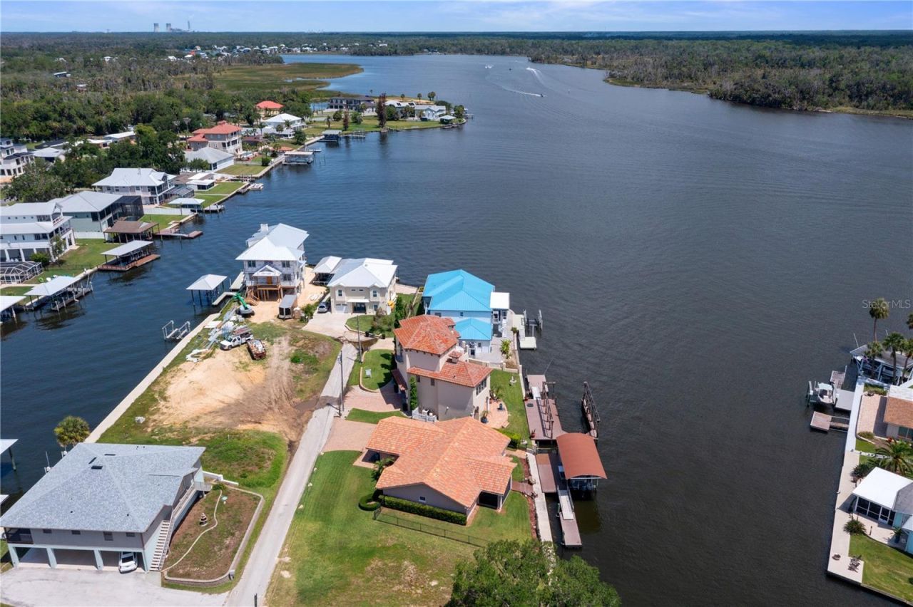 2221 N Kings Cove Point, Crystal River, FL 34429 Photo