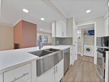 5904 Sandhurst Lane, Unit 145, Dallas, TX 75206